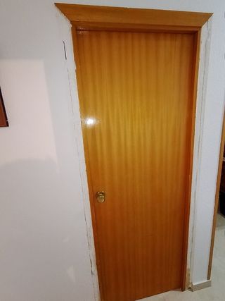 Puerta de paso 72 cm derecha