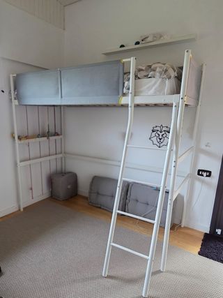 Cama alta IKEA Vitval