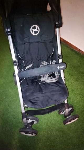 Silla de paseo Cybex negra