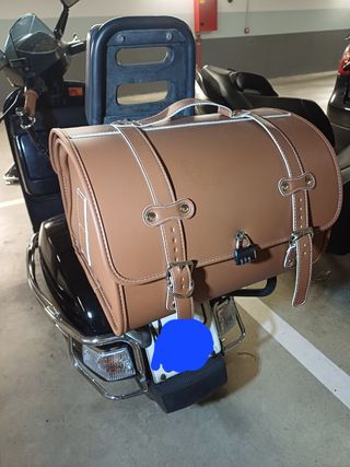 Maleta de cuero para moto