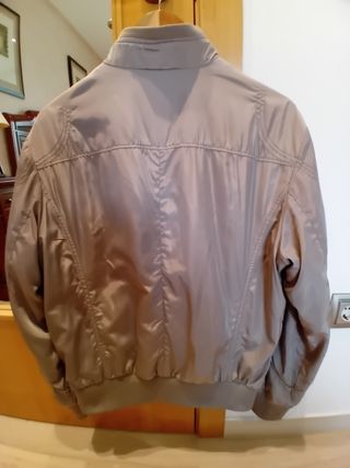 Cazadora hombre beige