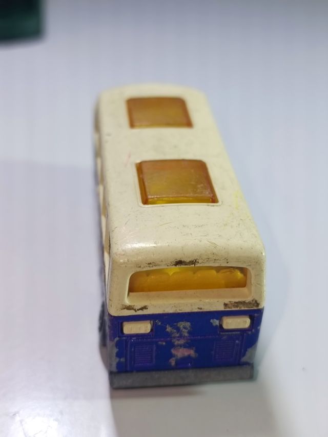BUS AIRPORT COACH DE 1977 1/64 MATCHBOX SUPERFAST