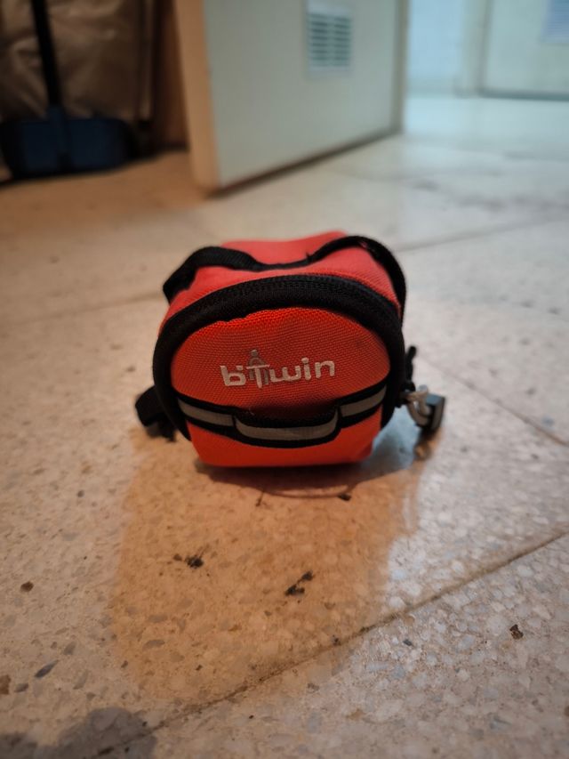 Accesorio alforja para bicicleta