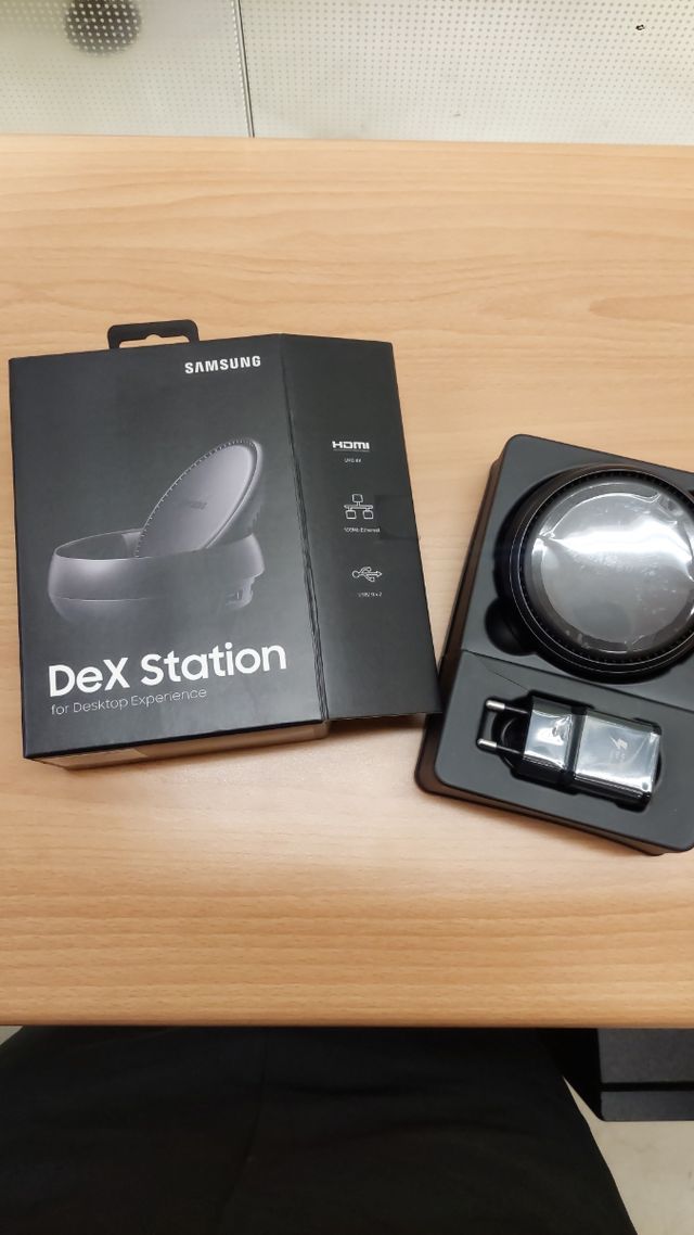Samsung DeX Station para móvil