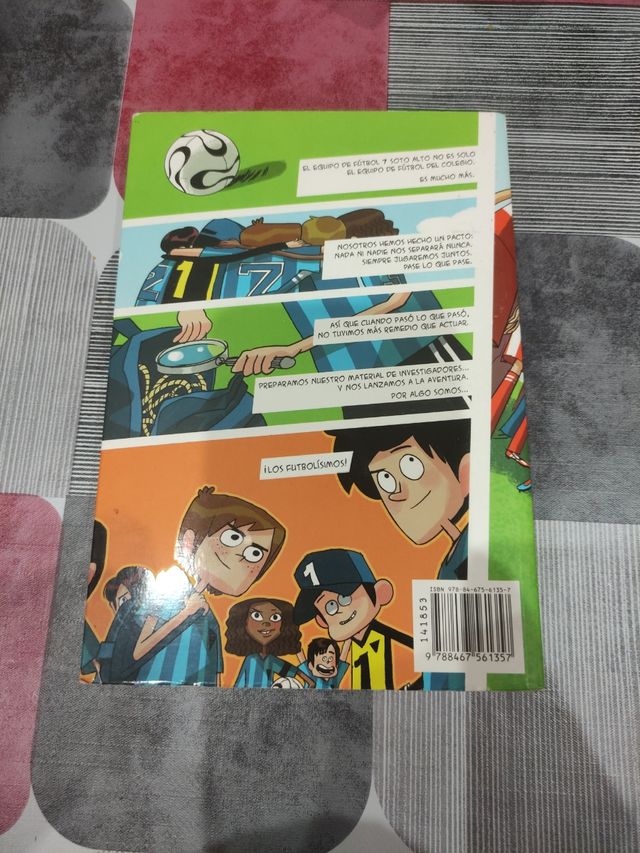 Los Futbolísimos 1: El misterio de los árbitros...