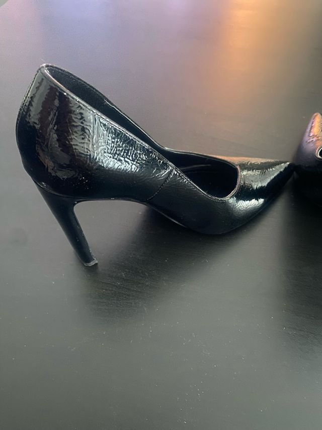 Sapato de salto alto preto Bershka