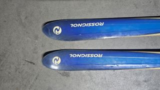 Esquís Rossignol Axium con bastones