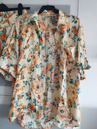 Conjunto Zara floral amarillo