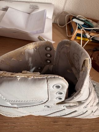 Zapatillas Adidas Blancas con Alas