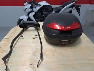 Kawasaki Z750 2010 con extras