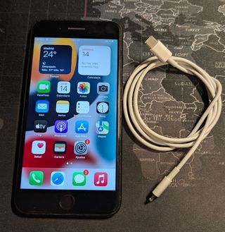 iPhone 7 Plus 128 GB Negro con batería al 83 %
