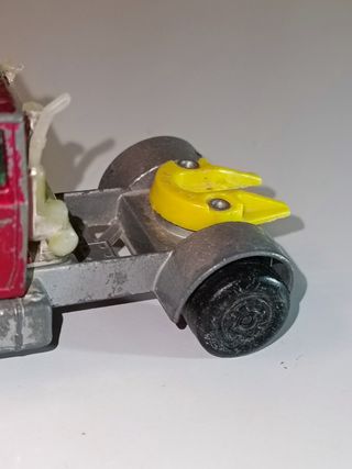 TRACTORA FORD LTS DE 1973 1/43 MATCHBOX