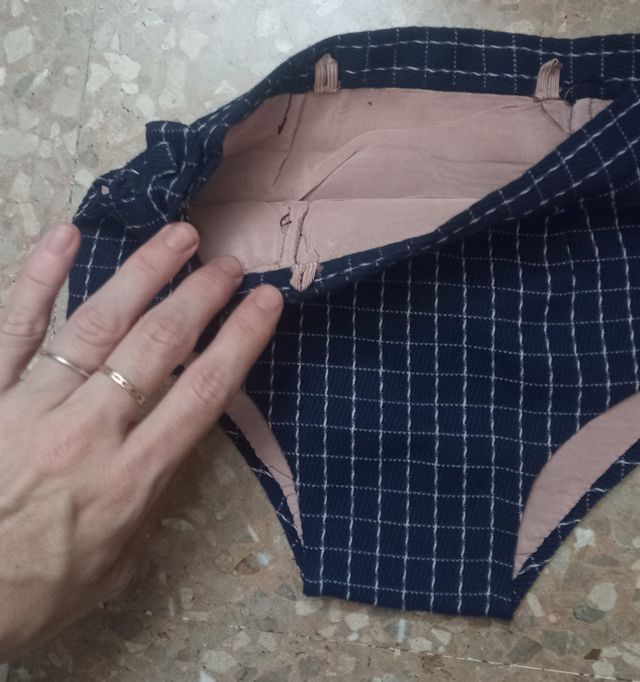 Vestido infantil blanco y rosa