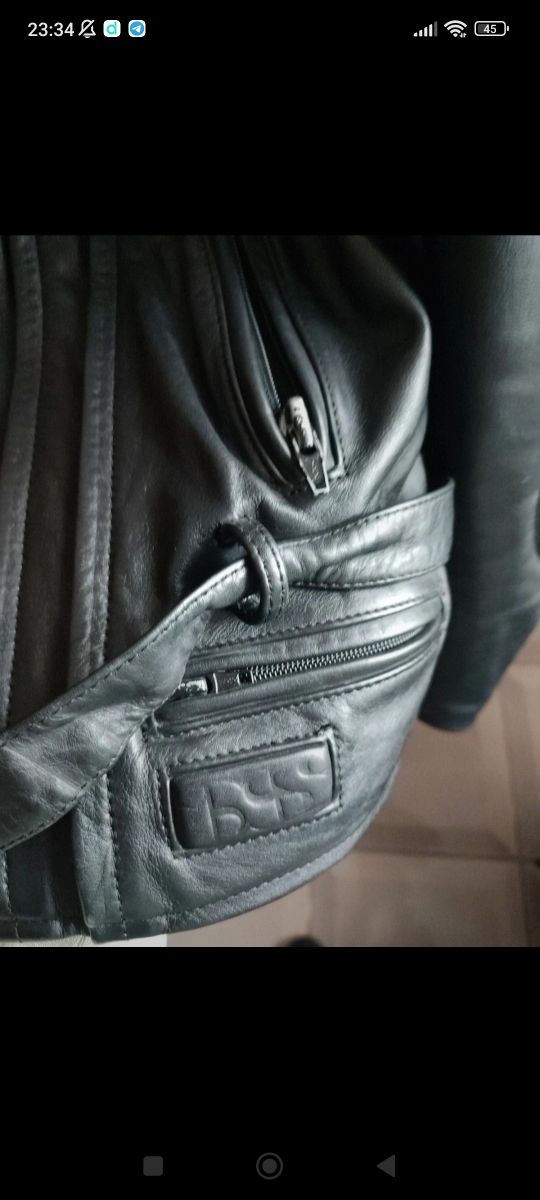 Giubbotto in pelle IXS nero