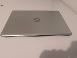 Portátil HP i5 16GB RAM SSD  1000GB de memoria