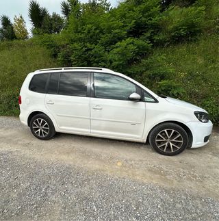 Volkswagen Touran 2012