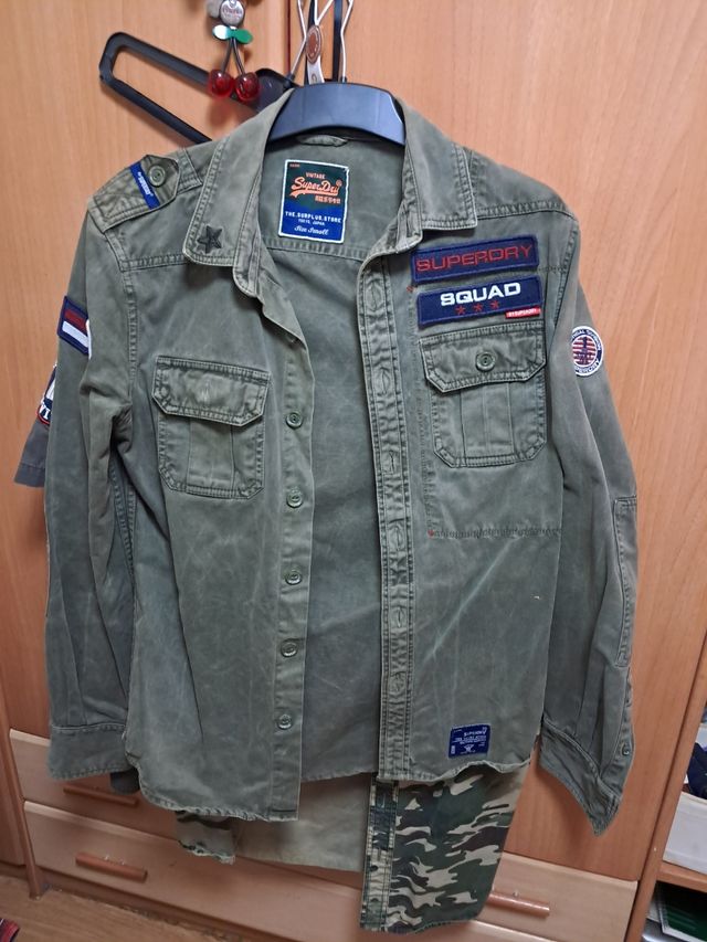 3 camisas superdry y 1 martin marshall talla s