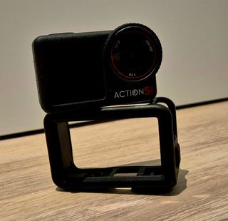 DJI Osmo Action 5 Pro Adventure Combo