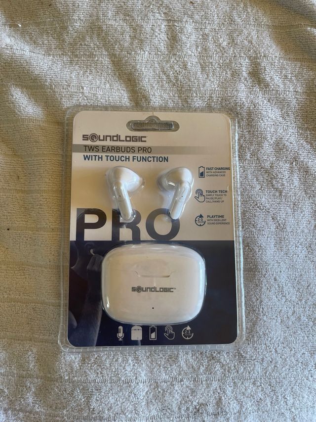 SoundLogic TWS Earbuds Pro Blancos