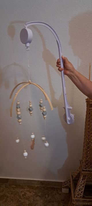 Móvil cuna bebé con música y movimiento