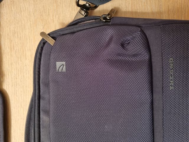 Funda Tucano Negra iPad/MacBook Air 11/Tablet