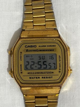Reloj Casio Digital Dorado