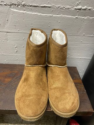 Stivaletti marroni simil Ugg