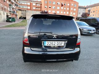 Mitsubishi Grandis 2005