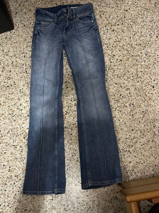 Pantalón vaquero Bershka