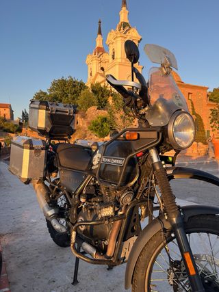Royal Enfield Himalayan 411
