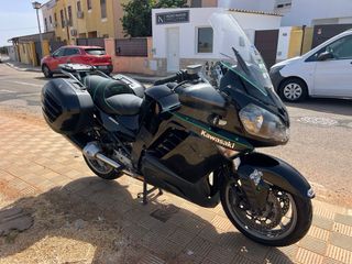 Kawasaki GTR 1400