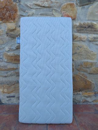 Colchón Cuna Oxsi Ecus Kids + Ropa de Cuna