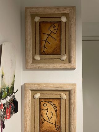 Pareja de cuadros de arena y conchas