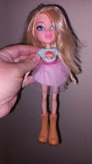 Muñeca Bratz Cloe Selfie Snaps - MGA - 2015