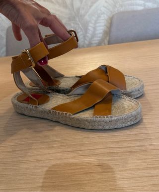 Sandalias Mango Piel Esparto Marrón