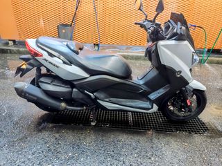 Yamaha Xmax 400