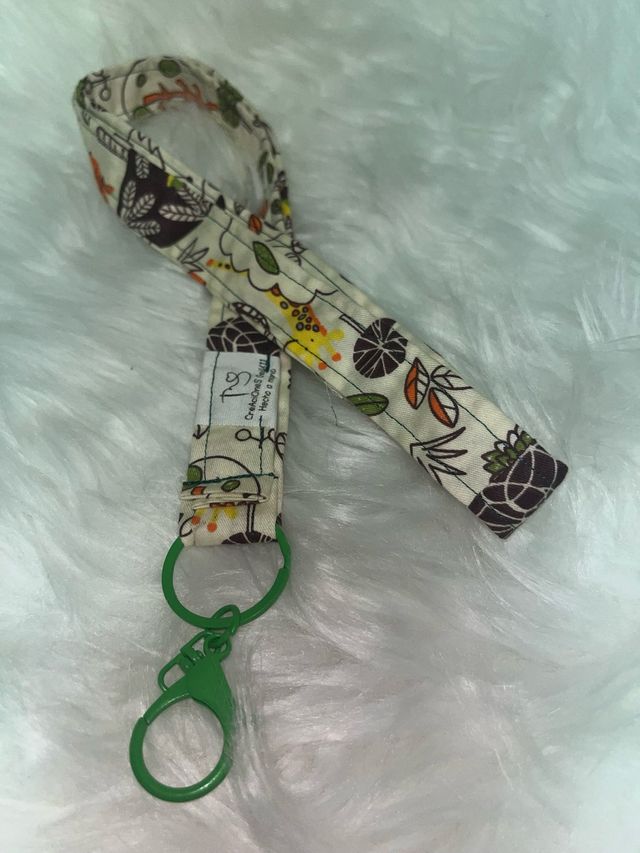 Lanyard con dibujo del bosque