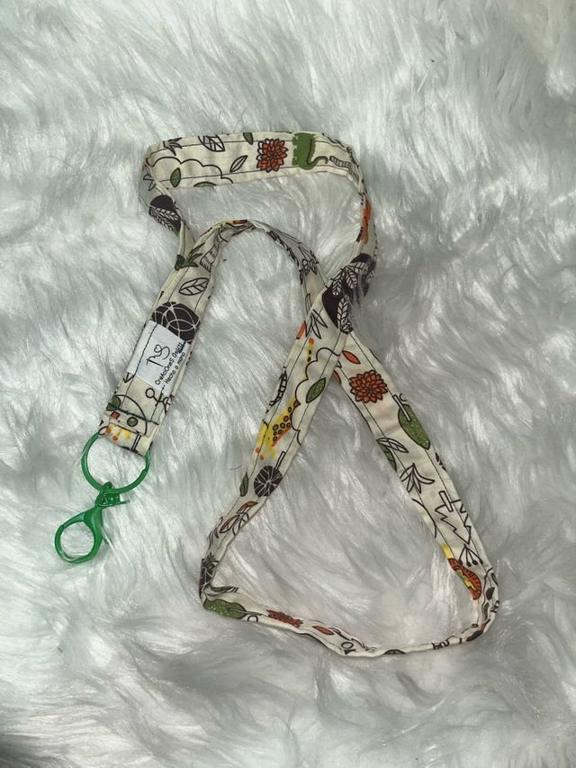 Lanyard con dibujo del bosque