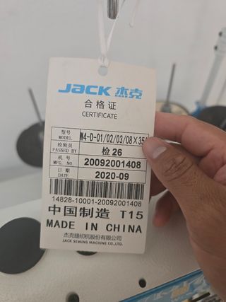 Máquina de coser profesional JACK.