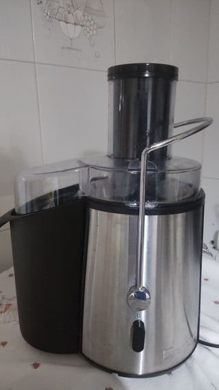 Extractor de jugos Russell Hobbs ¡Toma vitaminas!