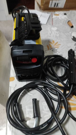 Soldadora ARC-225