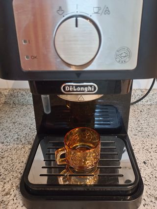 Cafetera DeLonghi Stilosa EC260.BK