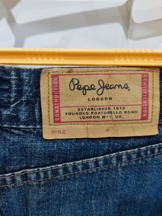 Falda vaquera Pepe Jeans con tachuelas