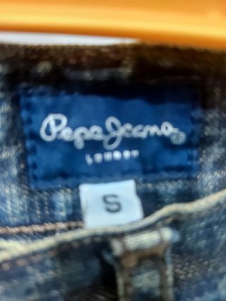 Falda vaquera Pepe Jeans con tachuelas