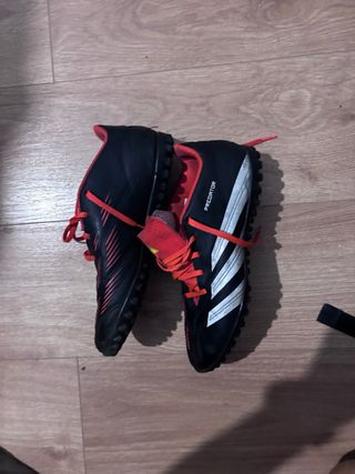 Botines Adidas Predator Césped Sintético