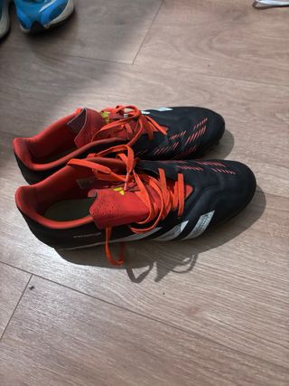 Botines Adidas Predator Césped Sintético