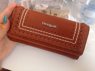Cartera y monedero Desigual marrón