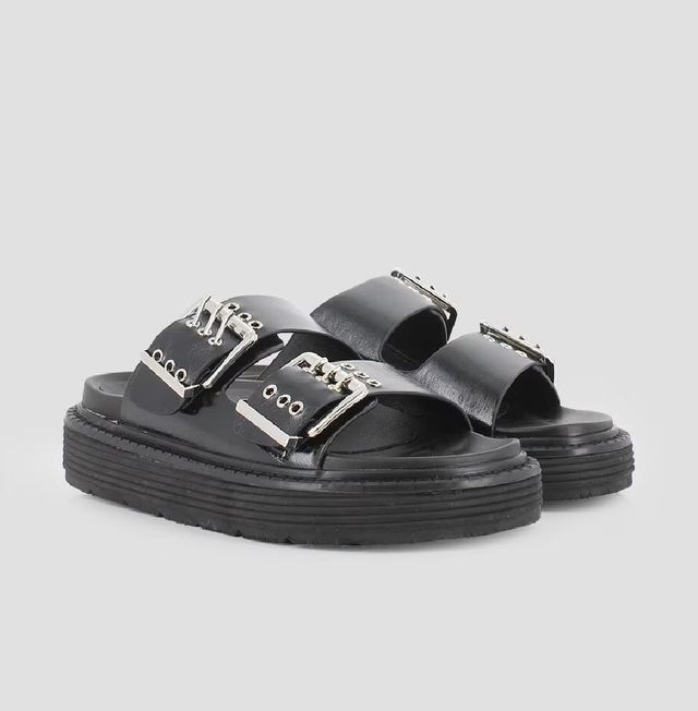 Sandalias plataforma negras con hebillas