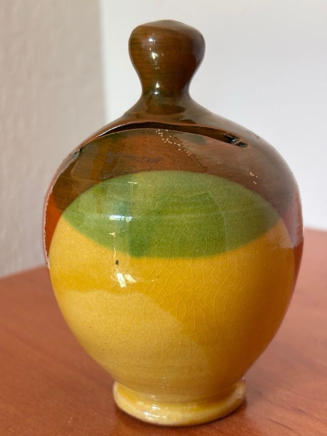 Hucha cerámica artesanal pintada a mano