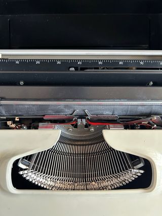 Macchina da scrivere Brother Deluxe 1600